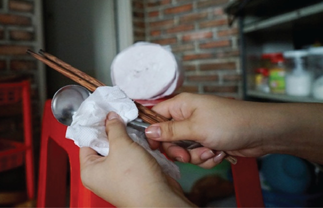 hiem-hoa-kho-luong-tu-khan-giay-kem-chat-luong